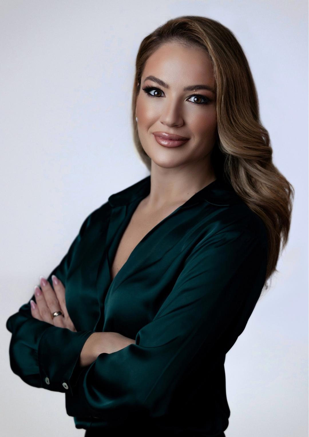 polgári peres és nem peres eljárásokra specializálódott ügyvéd